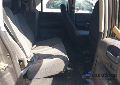 2004 Dodge Dakota Sport/Sxt from USA, damaged, VIN 1D7HL38K74S739061